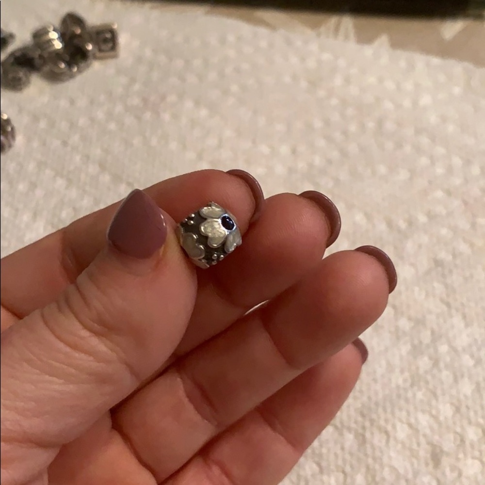 Pandora flower charm